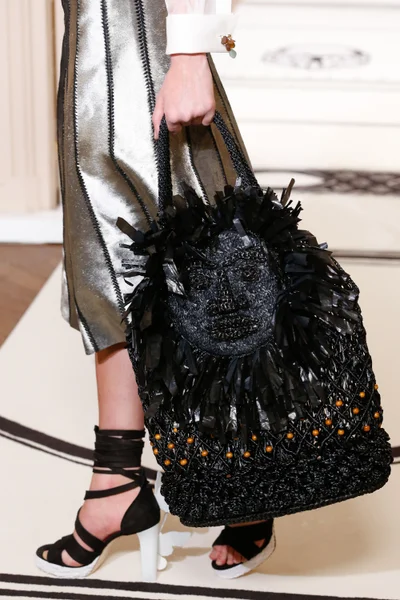 Look 15